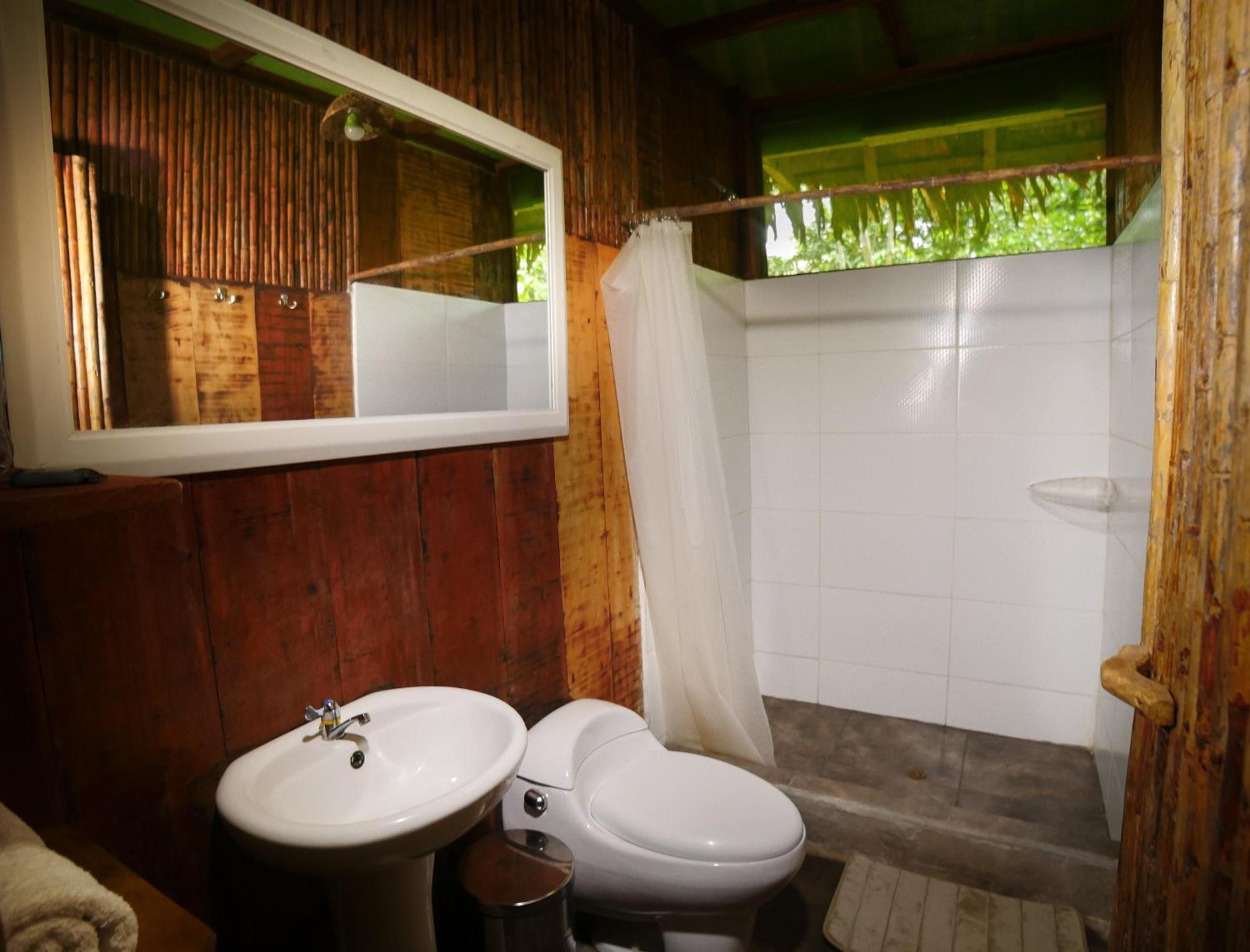 Aemak Iquitos Ecolodge Santa Clara المظهر الخارجي الصورة
